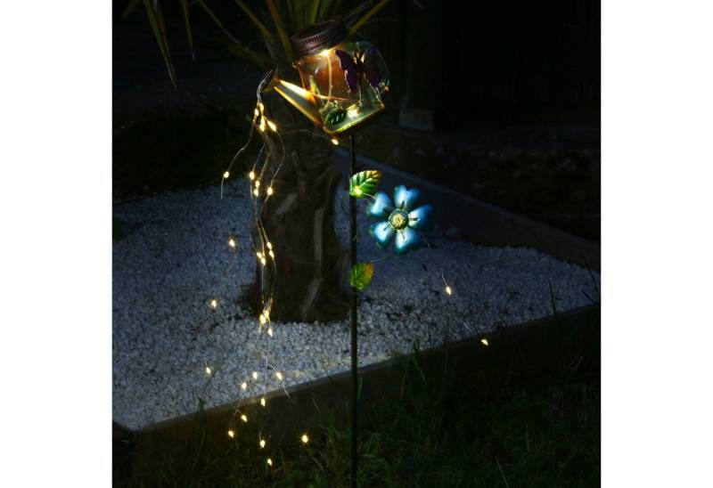 MARELIDA LED Solarleuchte Solar Gießkanne Wasserfalleffekt Gartenstecker Solarglas Schmetterling, LED Classic, warmweiß (2100K bis 3000K) von MARELIDA