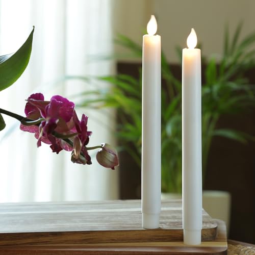 MARELIDA LED Stabkerzen Dinnerkerzen Tafelkerzen Kunststoff Spitzkerzen mit beweglicher Flamme Timer H: 24cm - 2er Set (Weiß) von MARELIDA