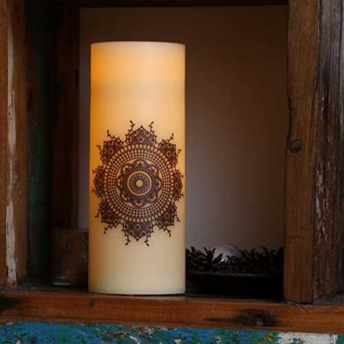 XXL LED Kerze mit Ornament - creme - natürlich flackernde Flamme (Ornament 3) von MARELIDA