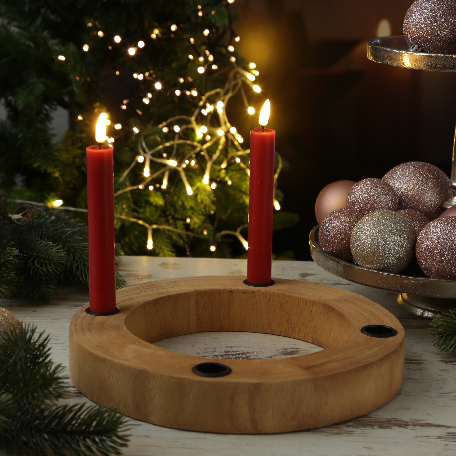 Stabkerzenhalter Adventskranz - Kerzenring für 4 Tafelkerzen - Kerzenständer - Holz - D: 27cm Stabkerzenhalter Adventskranz - Kerzenring für 4 Tafelkerzen - Kerzenständer - Holz - D: 27cm von MARELIDA