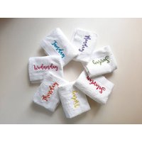 Gestickte Wochentage Handtücher Handtuchset Aus 100% Baumwolle von MARLEstore