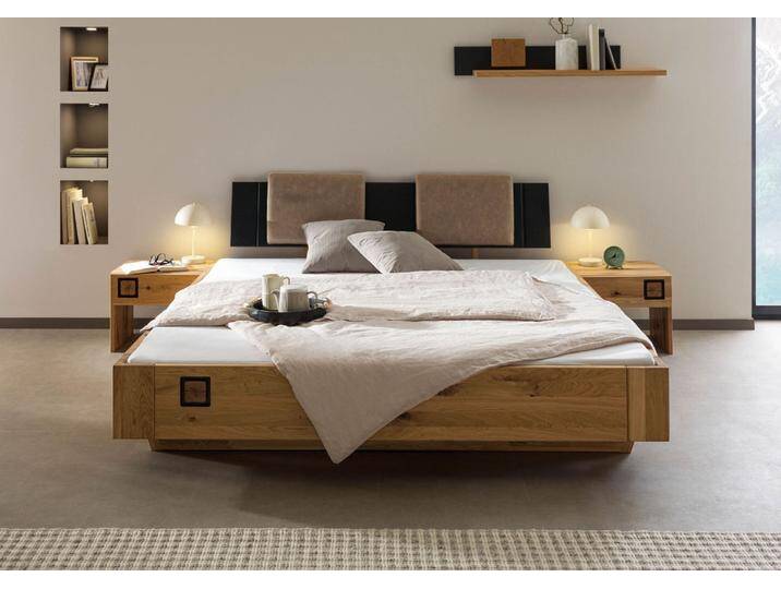 Bett inkl. Nachttische und Kopfteilkissen taupe Wildeiche 180x200x86 natur geölt/lackiert KITZBÜHEL #270 Bett inkl. Nachttische und Kopfteilkissen taupe Wildeiche 180x200x86 natur geölt/lackiert KITZBÜHEL #270 von MASSIVMOEBEL24