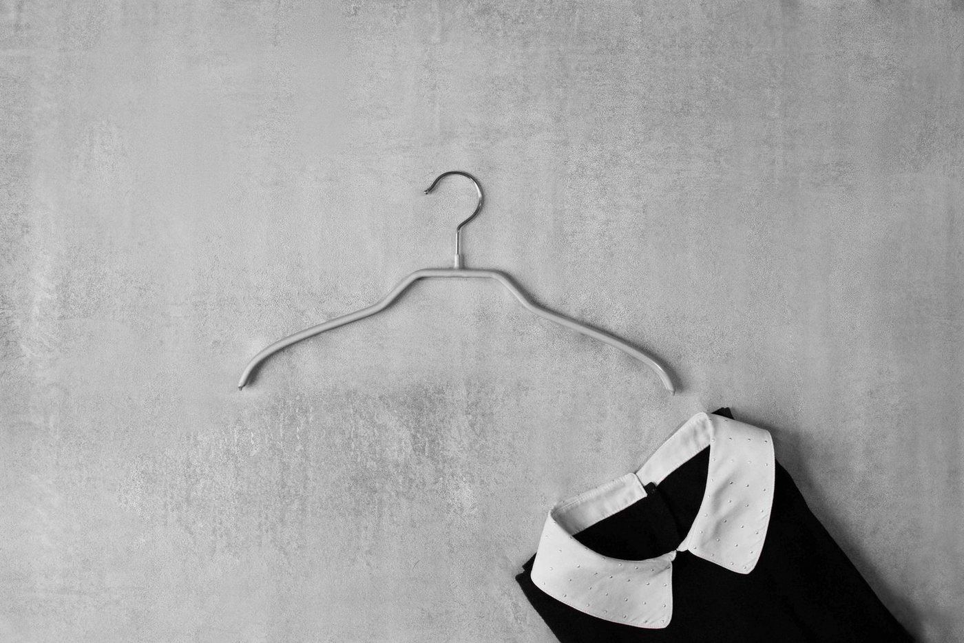 MAWA Kleiderbügel MAWA Silhouette F Kleiderbügel aus profiliertem Stahlband, ganzflächig rutschhemmend ummantelt, drehbarer Haken geeignet für Kinderbekleidung, Oberbekleidung, 10 Stück von MAWA