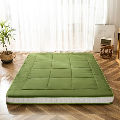 MAXYOYO Futon Matratze, Gepolsterte Japanische Bodenmatratze Gesteppte Bett Matratzenauflage, Extra Dicke Faltbare Isomatte Atmungsaktive Bodenliege Gästebett Camping Couch (Grün, 135x190cm) von MAXYOYO