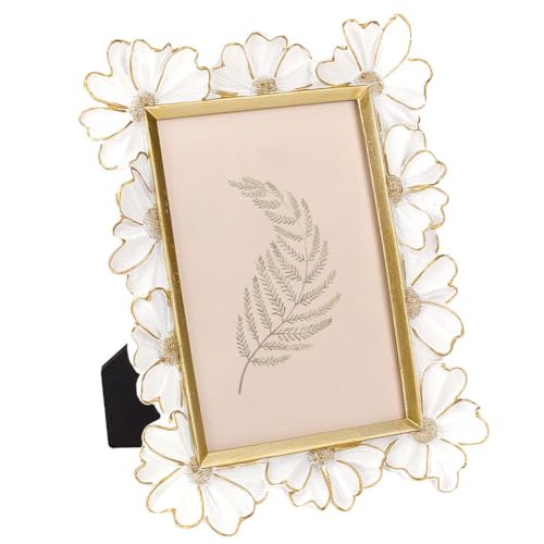 MAYJOYDIY Weißer Verzierter Bilderrahmen 21.5×17cm Rechteckig Dekorativ Gänseblümchen Blumendesign Vintage Bilderrahmen Für Tischplatte & Wand Geschenkideen Viktorianische Retro Barock Wohnkultur MAYJOYDIY Weißer Verzierter Bilderrahmen 21.5×17cm Rechteckig Dekorativ Gänseblümchen Blumendesign Vintage Bilderrahmen Für Tischplatte & Wand Geschenkideen Viktorianische Retro Barock Wohnkultur von MAYJOYDIY