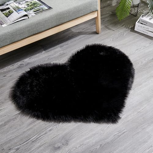 MBHHU Red Heart Kleine Teppiche for Schlafzimmer, ästhetisch, Kunst-Schaffell-Teppiche, waschbar, for Stühle, 60 x cm(Black,Heart 90x110CM/35.4x43.2in) von MBHHU