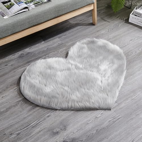 MBHHU Red Heart Kleine Teppiche for Schlafzimmer, ästhetisch, Kunst-Schaffell-Teppiche, waschbar, for Stühle, 60 x cm(Light Grey,Heart 50x60CM/19.7x23.6in) von MBHHU