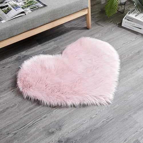 MBHHU Red Heart Kleine Teppiche for Schlafzimmer, ästhetisch, Kunst-Schaffell-Teppiche, waschbar, for Stühle, 60 x cm(Pink,Heart 70x80CM/27.5x31.4in) von MBHHU
