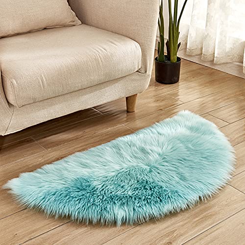 MBHHU Roter Halbkreis-Teppich, weich, flauschig, for Schlafzimmer, klein, Kunstschaffell, waschbar, for Stühle, 45 x 90 cm(Light Blue) von MBHHU