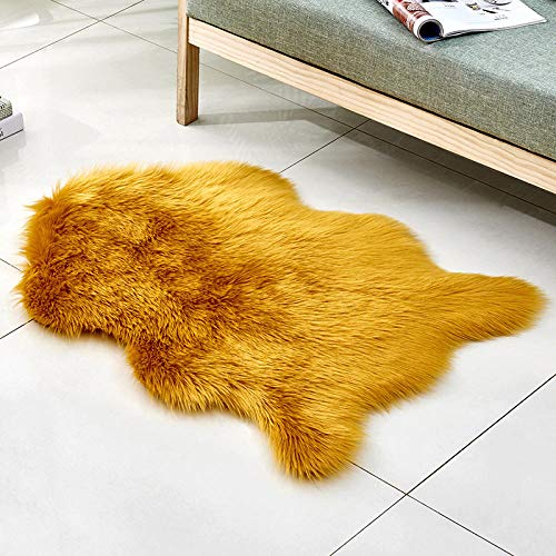 MBHHU Teppich aus Kunstschaffell, Flauschiger Kunstfleece, Rutschfester Yoga-Teppich for Wohnzimmer, Schlafzimmer, Sofa, Bodenteppiche, Gelb, Kamel, 60 x 160 cm von MBHHU