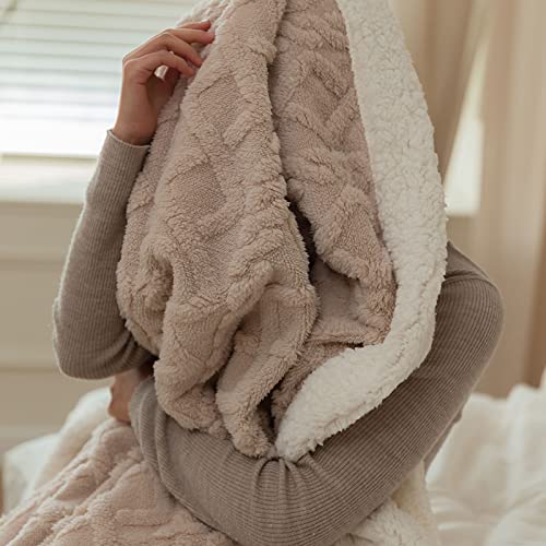 Khaki Kuscheldecken Doppelte Schicht Dickes Lässig Wohndecken 150x200 Dicke kuscheldecke Winter warm Sofadecken Flauschige Decke Sherpa Bettdecke Schlafdecke Blanket für Erwachsene Kinder von MBWLKJ