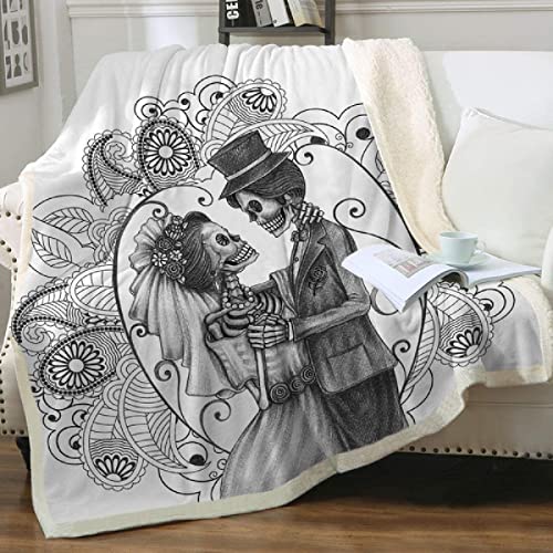 Kuscheldecken Gothic Rose Skelett Totenkopf Sherpa Wohndecken 150x200 cm Dicke Decke Winter warm Sofadecken Vlies Decke Skull Motiv Flanell Bettdecke Schlafdecke für Erwachsene Kinder von MBWLKJ