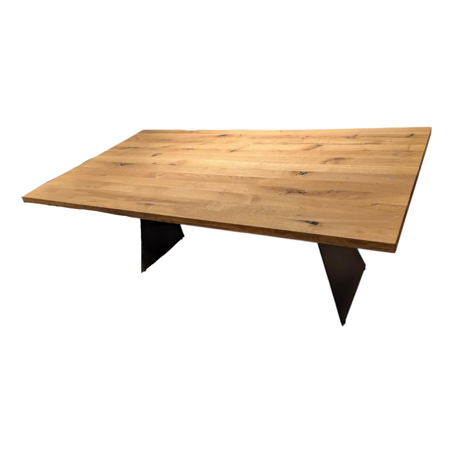 Esstisch Goa Wildeiche Massiv Geölt Füße Metall Anthrazit Lackiert Ohne Stühle Esstisch Goa Wildeiche Massiv Geölt Füße Metall Anthrazit Lackiert Ohne Stühle von MCA Furniture