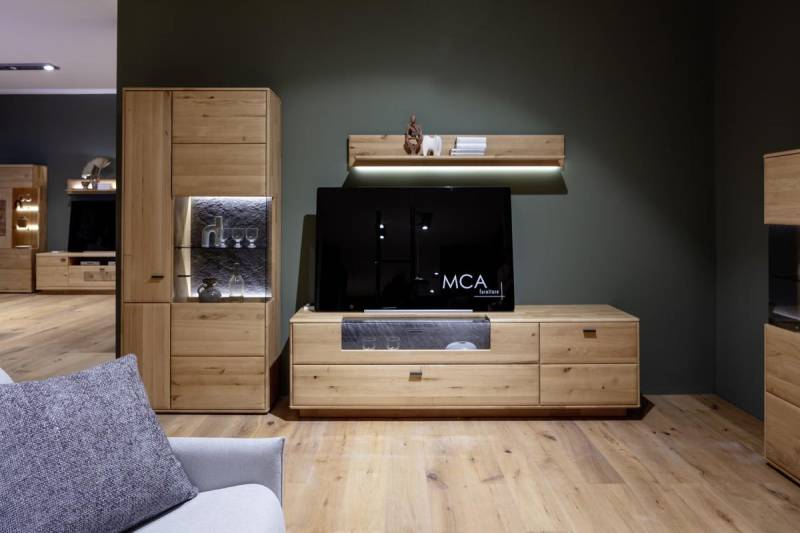 MCA Furniture Wohnkombinationnation ASTARA ca. B323 H207 T50 cm in Ast/Balkeneiche massiv MCA Furniture Wohnkombinationnation ASTARA ca. B323 H207 T50 cm in Ast/Balkeneiche massiv von MCA Furniture