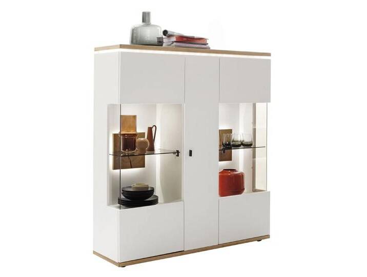 Highboard Matadi Soft white / Ast-Balkeneiche Beleuchtung Komplettset Highboard Matadi Soft white / Ast-Balkeneiche Beleuchtung Komplettset von MCA-furniture