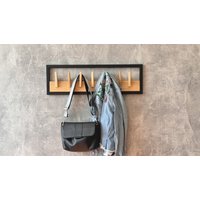 Metall Holz Kleiderhaken Garderobe Mit Regal Für Eingangsbereich, Und Flur Kleiderbügel, Holzhaken Handgefertigt, Kleiderständer von MDAdesignStore