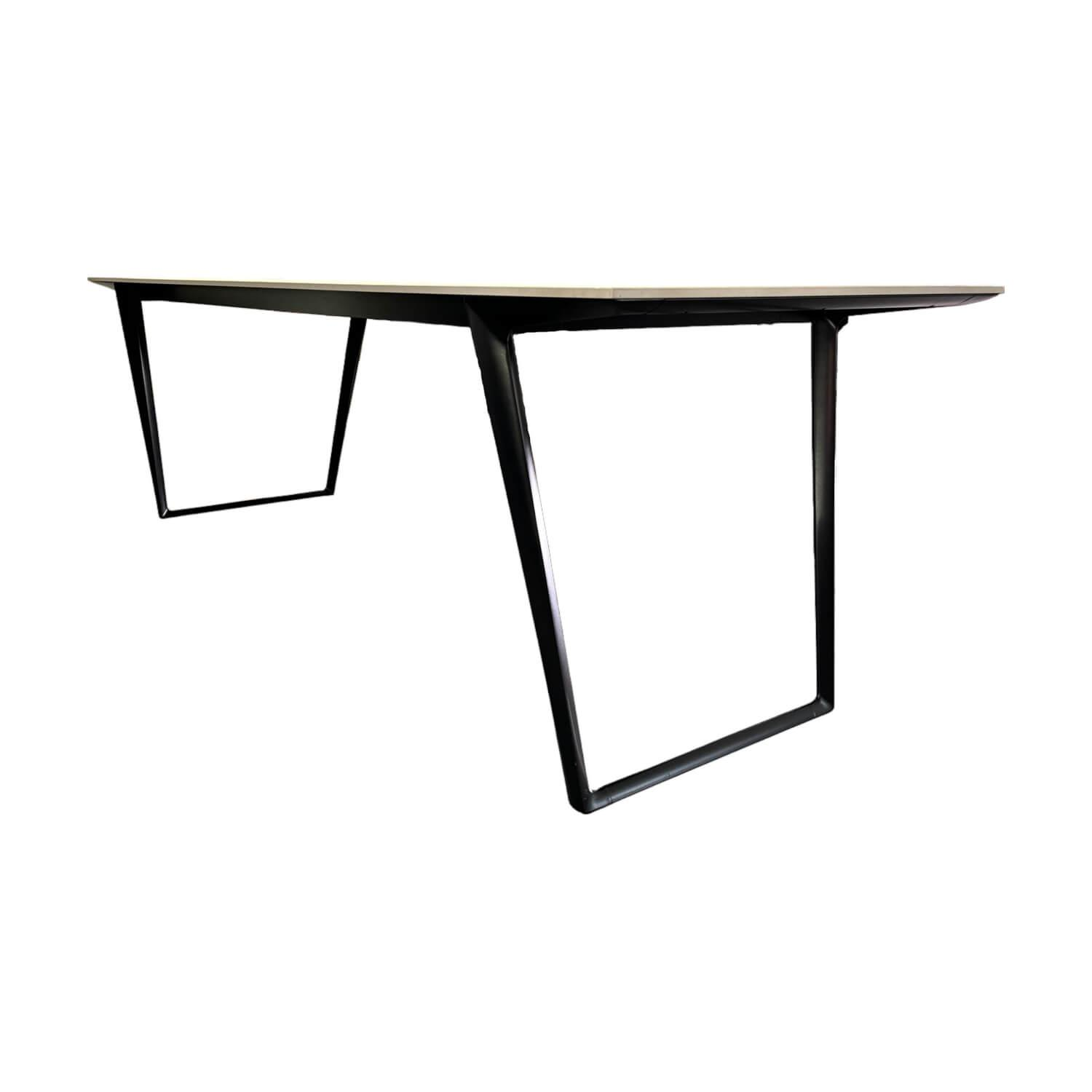 Tisch Axy Outdoor Platte Kunststein Calce P107 Hellgrau Gestell Struktur Lackier... Tisch Axy Outdoor Platte Kunststein Calce P107 Hellgrau Gestell Struktur Lackier... von MDF Italia