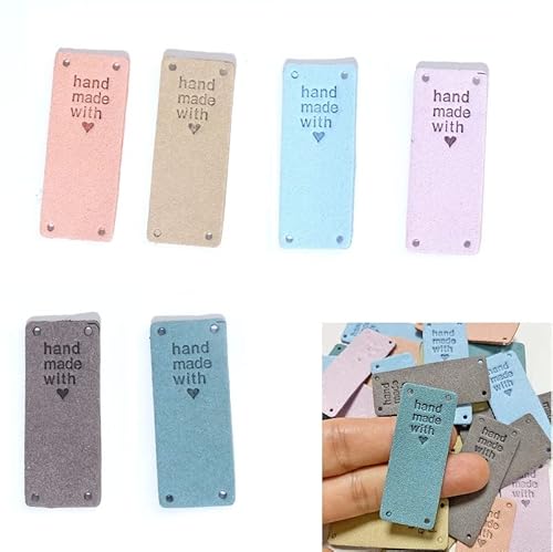 PU Handmade Label Leder,30 Stück Handmade Label Kunstleder Etikett Zum AnnäHen Verzierung StrickzubehöR,PU Leder Label Handmade Tag Label Handmade Tags Button mit Löchern Geprägte Tag Für DIY Kleidung von MEISO