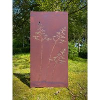 Hingucker Wunderschöne Stelen 1Teilig Links Edelrost Hingucker Sichtschutz Gras Mit Rahmen Erdspieße Sehr Stabil Rost Patina von METALLKUNSTHANDWERK