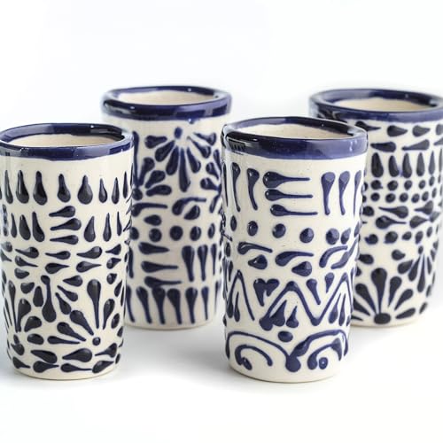 MEXTEQUIL - Talavera-Schnapsgläser-Set, 4 authentische mexikanische Tequila-Schnapsgläser – handbemalt – 57 ml (blaue Spitze) von MEXTEQUIL