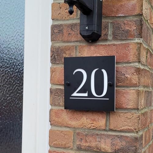 Personalisiertes Hausnummernschild für den Außenbereich, individuelles Adressnummernschild für den Außenbereich, Straßenname, Hausbriefschild, Wandkunst-Dekoration, Geschenk zum Einzug, 15 x 15 x 15 von MFCHICIFY
