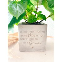 Muttertagsgeschenk Blumentopf in Betonoptik| Mit Spruch| Mama Oma Uroma|Geschenkidee Zum Muttertag|Kleines Dankeschön Individuell Muttertagsgeschenk Blumentopf in Betonoptik| Mit Spruch| Mama Oma Uroma|Geschenkidee Zum Muttertag|Kleines Dankeschön Individuell von MHDekodesign
