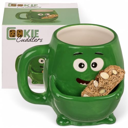 MIJOMA Henkelbecher mit Keksfach – Lustige Tasse aus Dolomit, 400 ml, origineller Kaffeebecher mit Snackfach, witziges Mitbringsel für Keks- & Teeliebhaber (Monster grün) von MIJOMA