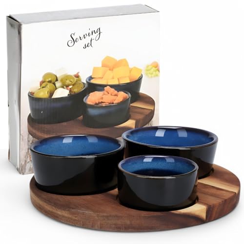 MIJOMA Servierset – 4-teiliges Schalen-Set mit Holzbrett – Keramik-Dip-Schalen auf Akazienholz-Tablett – für Snacks, Dips & Tapas (blau, rund (Ø 20 cm)) von MIJOMA