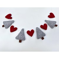 Handgemachte Weihnachtsgirlande Filz - Skandi Weihnachtsdeko, Herz & Tannenbaum Girlande, Winterdeko, Weihnachtsbaum Deko, Handmade Garland von MILAVEAshop