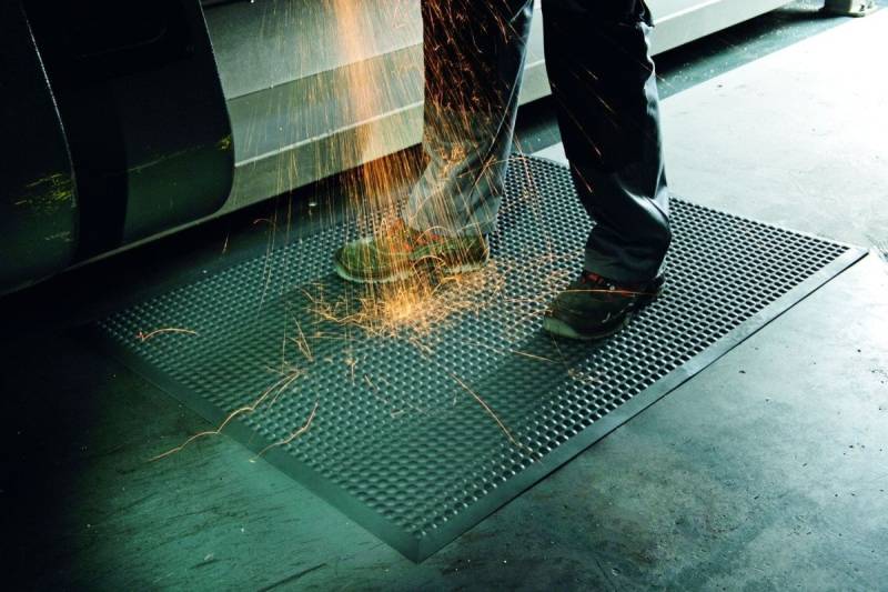 MILTEX Fußmatte Arbeitsplatzmatte Yoga Ergo Fusion 65x95cm schwarz MILTEX Fußmatte Arbeitsplatzmatte Yoga Ergo Fusion 65x95cm schwarz von MILTEX