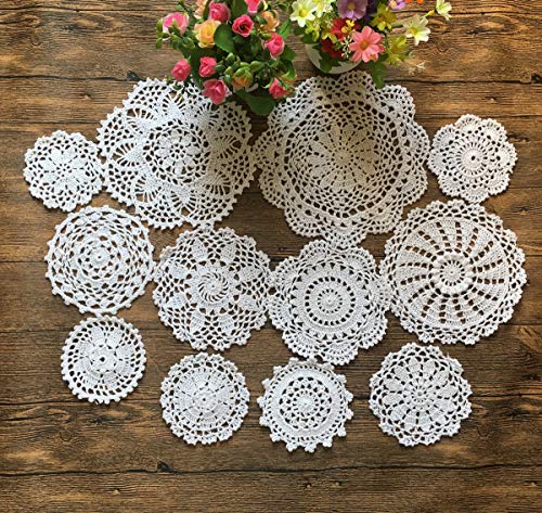 MINDPLUS Set mit 12 Handgehäkelten Deckchen Baumwolle Gehäkelte Spitzen Deckchen Tischset 10-25 cm Rund Weiß Vintage-Hochzeit Teeparty (12 Stück Weiß) von MINDPLUS