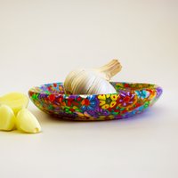 Bunter Glas Teller - Handgemachte Kleine Servierplatte Für Gewürze, Snacks Oder Knoblauch von MIRAKRIS