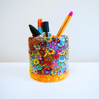 Einzigartige Schreibtischaufbewahrung - Moderne Stiftebecher Und Klassenzimmer-Schreibtischdekoration, Perfekte Geschenkideen Für Lehrer Zur von MIRAKRIS
