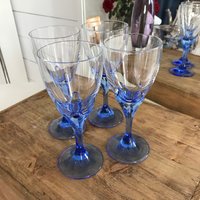 4 Vintage Klares Sektglas Mit Blauem Stiel von MIRVASCLOSET