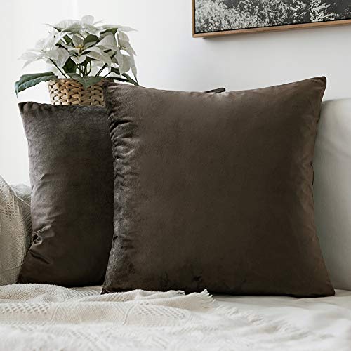 MIULEE 2er Pack Samt Kissenbezug Kissenhülle Dekorative Kissenbezug Dekokissen Sofakissen Lendenkissen Wurfkissenbezug Kissenhülle 45x45 cm Dunkle Taupe von MIULEE