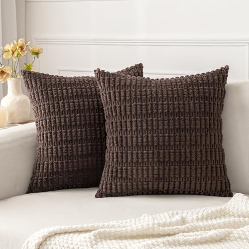 MIULEE 2er Set 45x45 cm Kordsamt Kissenbezüge Moderne Kissenhüllen Dekorative Sofakissen Dekokissen Weicher Zierkissenbezug für Wohnzimmer Sofa Schlafzimmer Boho Dekor Schokolade von MIULEE