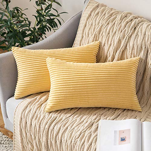 MIULEE 2er Set Kissenbezüge Kord Kissenhülle Dekorative Kissenbezug Sofakissen Couchkissen Dekokissen Zierkissenbezug Deko Kissenhülle für Sofa Wohnzimmer 30x50 cm Hellgelb von MIULEE