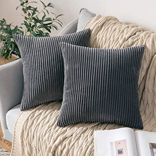 MIULEE 2er Set Kissenbezüge Kord Kissenhülle Dekorative Kissenbezug Sofakissen Couchkissen Dekokissen Zierkissenbezug Deko Kissenhülle mit Verstecktem Reißverschluss 65x65 cm Grau von MIULEE