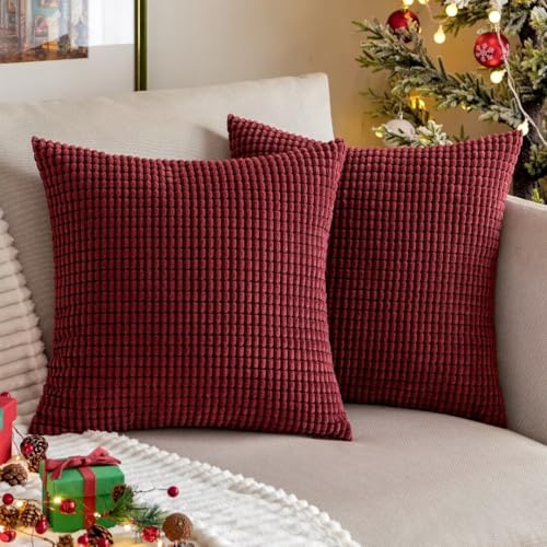 MIULEE 2er Set Kissenbezug Kordsamt Dekokissen Kissenbezüge Sofakissen Dekorativ Zierkissen Couchkissen Kissenhülle Kissen für Wohnzimmer Schlafzimmer 45x45 cm Weinrot MIULEE 2er Set Kissenbezug Kordsamt Dekokissen Kissenbezüge Sofakissen Dekorativ Zierkissen Couchkissen Kissenhülle Kissen für Wohnzimmer Schlafzimmer 45x45 cm Weinrot von MIULEE