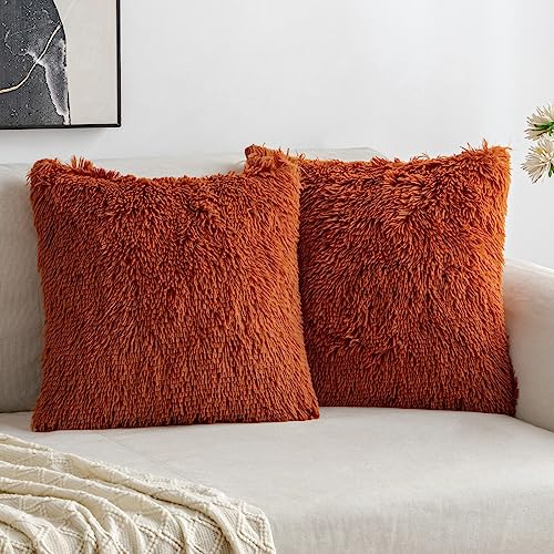 MIULEE 2er Set Kissenbezüge Künstlich Pelz Sofakissen Dekorative Dekokissen Kuschelkissen Plüschkissen Kuschelig Couchkissen Superweich Kissen Flauschig Kissenbezug für Sofa 45x45 cm Karamell von MIULEE