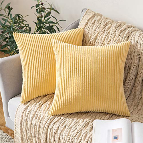 MIULEE 2er Set Kissenbezüge Kord Kissenhülle Dekorative Kissenbezug Sofakissen Couchkissen Dekokissen Zierkissenbezug Deko Kissenhülle für Sofa Wohnzimmer 60x60 cm Hellgelb von MIULEE