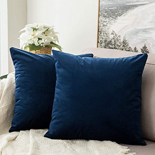 MIULEE 2er Set Samt Kissenbezüge Kissenhülle Kissenbezug Sofakissen Dekorative Dekokissen Couchkissen mit Verstecktem Reißverschluss Sofa Schlafzimmer 26x26 Inch 65x65 cm Dunkelblau von MIULEE