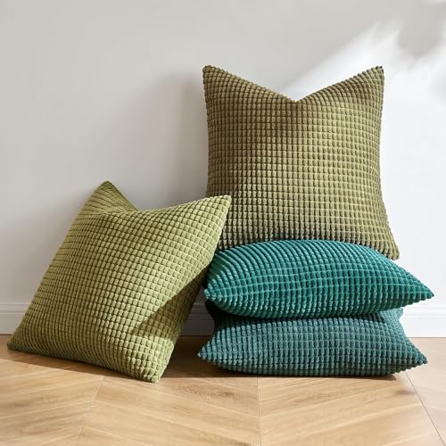 MIULEE Weihnachten 4er Set Kissenbezug Kissen Dekorative Kissenbezüge Kordsamt Sofakissen Dekokissen Kopfkissenbezug Couchkissen Deko Bezug für Sofa Couch Wohnzimmer Schlafzimmer 45x45cm Grüne Serie MIULEE Weihnachten 4er Set Kissenbezug Kissen Dekorative Kissenbezüge Kordsamt Sofakissen Dekokissen Kopfkissenbezug Couchkissen Deko Bezug für Sofa Couch Wohnzimmer Schlafzimmer 45x45cm Grüne Serie von MIULEE