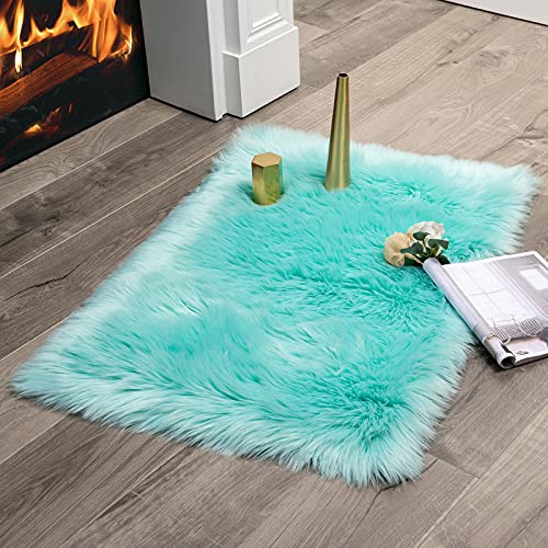 MIULEE Faux Fell Teppich Flauschig Weiche Warm Modern Bodenmatte Sofa Matte Kunstfell Dekofell Rechteck Bettvorleger Wolle Longhair Optik Gemütliches 60x90 cm Blau von MIULEE