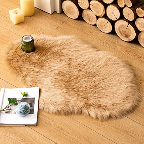 MIULEE Faux Fell Teppich Flauschig Weiche Warm Modern Bodenmatte Sofa Matte Kunstfell Dekofell Unregelmäßig Bettvorleger Wolle Longhair Optik Gemütliches 60x90 cm Gelb von MIULEE