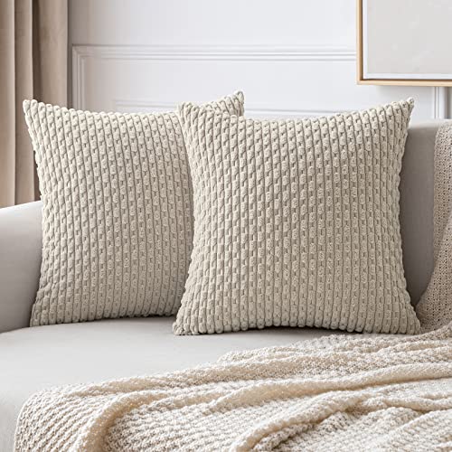 MIULEE Kordsamt Kissenbezug Kissenbezüge Dekorative Kissenhülle Moderne Sofakissen Dekokissen Couchkissen Zierkissen Weicher für Sofa Wohnzimmer Schlafzimmer 2er Set 45x45 cm Sand MIULEE Kordsamt Kissenbezug Kissenbezüge Dekorative Kissenhülle Moderne Sofakissen Dekokissen Couchkissen Zierkissen Weicher für Sofa Wohnzimmer Schlafzimmer 2er Set 45x45 cm Sand von MIULEE