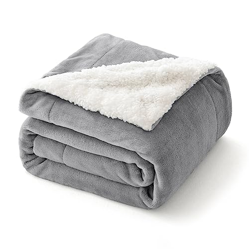 MIULEE Kuscheldecke Flauschig Decke Fleecedecke Wohndecken warm Sherpa Sofaüberwurf Decke Flauschig Überwurf Mikrofaser Tagesdecke Für Bett Sofa Schlafzimmer Büro 130x150 cm Hellgrau von MIULEE