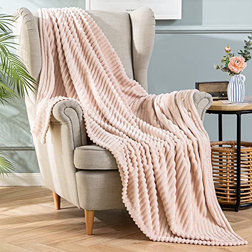 MIULEE Kuscheldecke Fleecedecke Flanell Decke Einfarbig Wohndecken Couchdecke Flauschig Überwurf Mikrofaser Tagesdecke Sofadecke Blanket Für Bett Sofa Schlafzimmer Büro 60x80Inch 150x200cm Lachsrosa von MIULEE