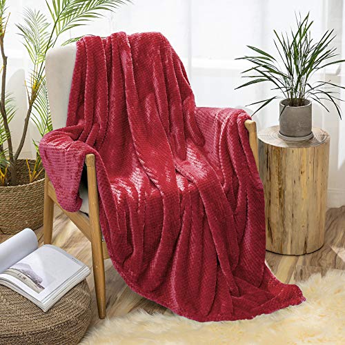 MIULEE Kuscheldecke Granulat Fleecedecke Flanell Decke Weich Flauschig Einfarbig Wohndecken Couchdecke Sofadecke Blanket für Bett Sofa Schlafzimmer Büro, 150x200 cm Scharlachrot von MIULEE