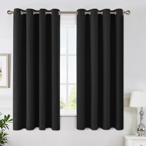 MIULEE Vorhang Kurz Fenster mit Ösen, Verdunkelungsvorhänge Schwarz für Kleine Fenster, Gardinen Verdunkelung Modern Wohnzimmer Schlafzimmer, 2er Set Weicher Abdunkelnde Vorhänge, Jeder 137X117 cm von MIULEE